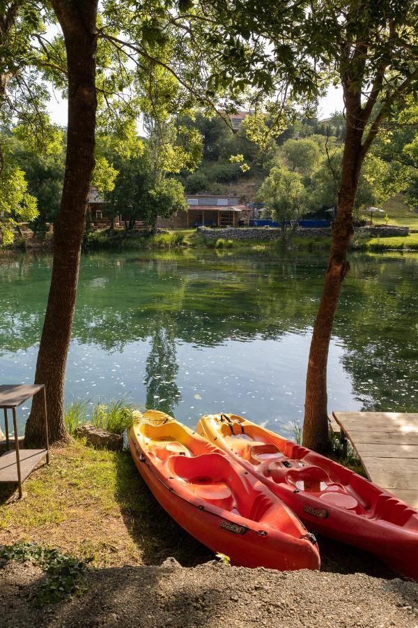 River huts Zrmanja Obrovac Exteriör bild
