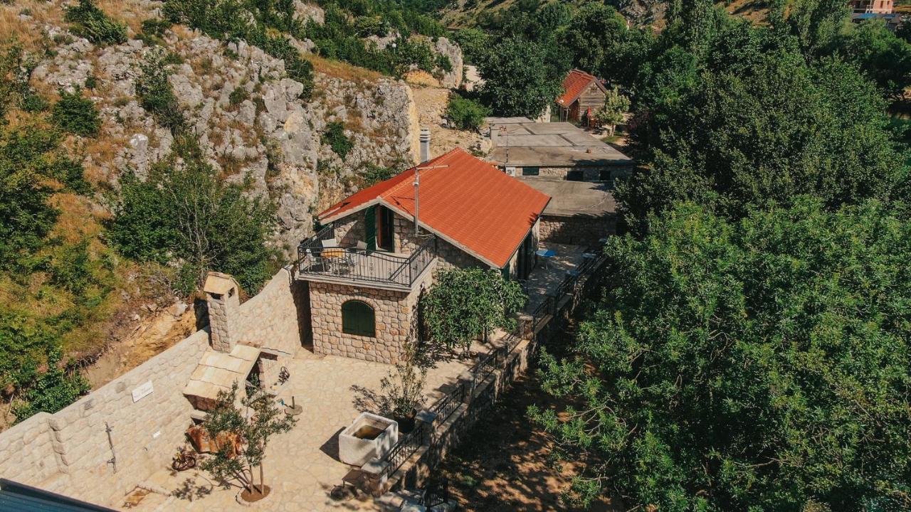 River huts Zrmanja Obrovac Exteriör bild
