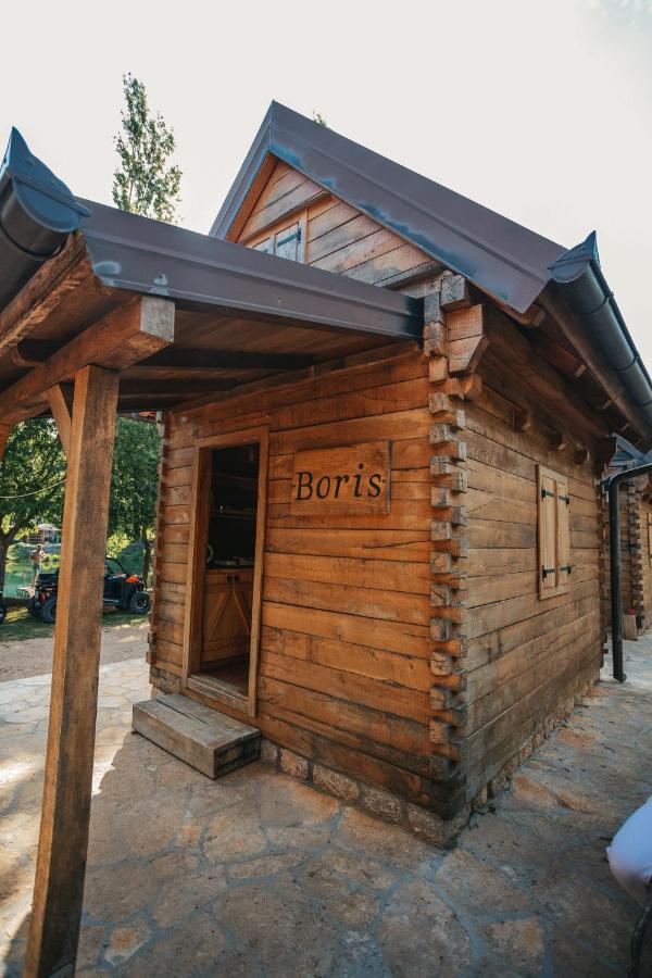 River huts Zrmanja Obrovac Exteriör bild